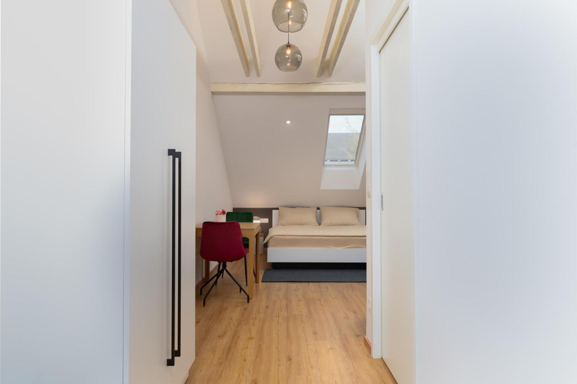 Lilija Apartments Trzin Екстериор снимка