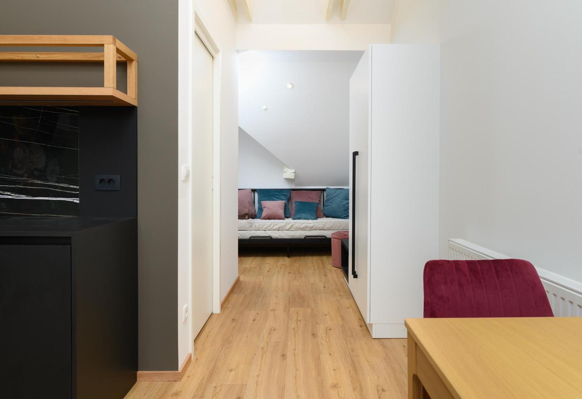 Lilija Apartments Trzin Екстериор снимка