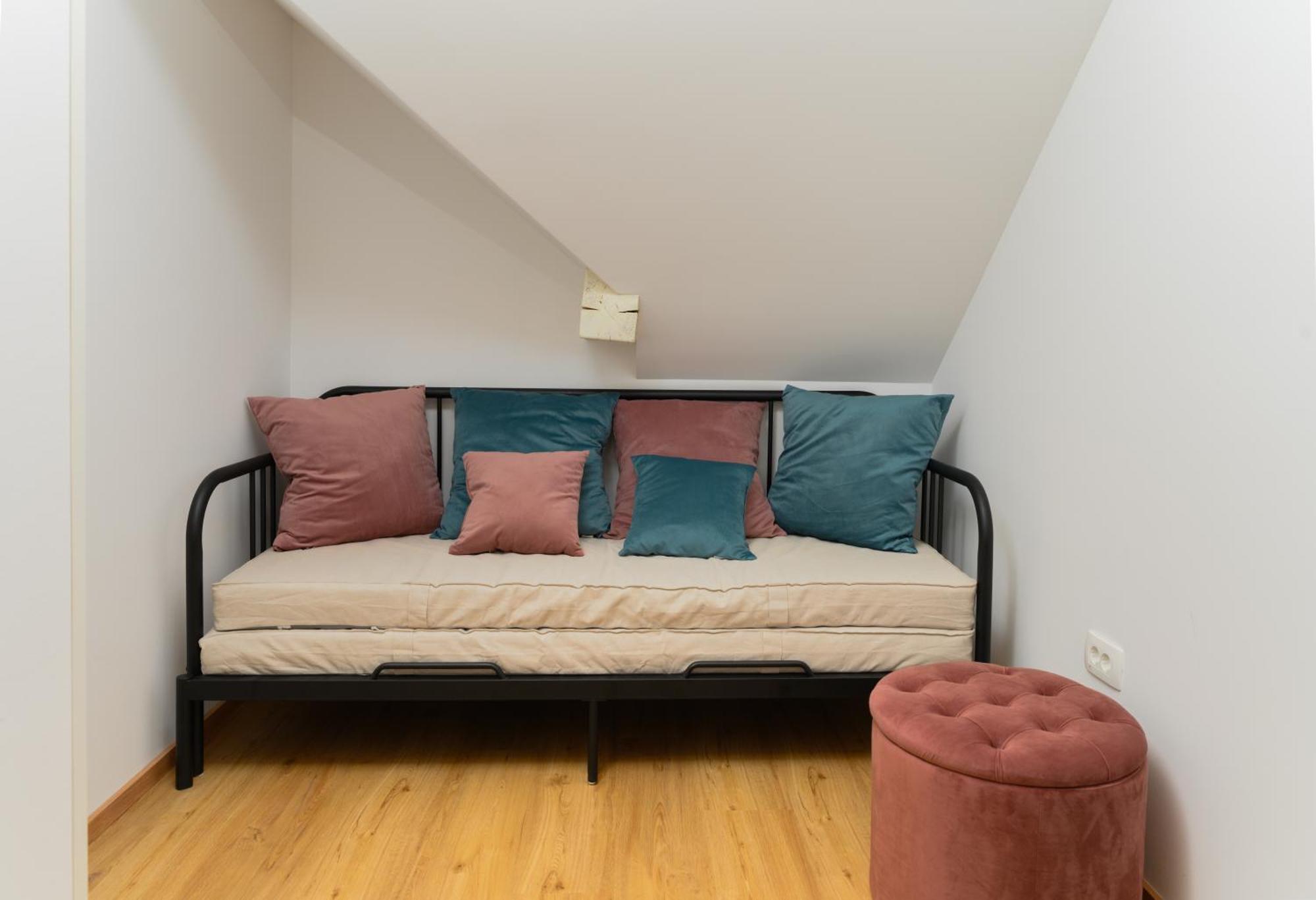 Lilija Apartments Trzin Екстериор снимка