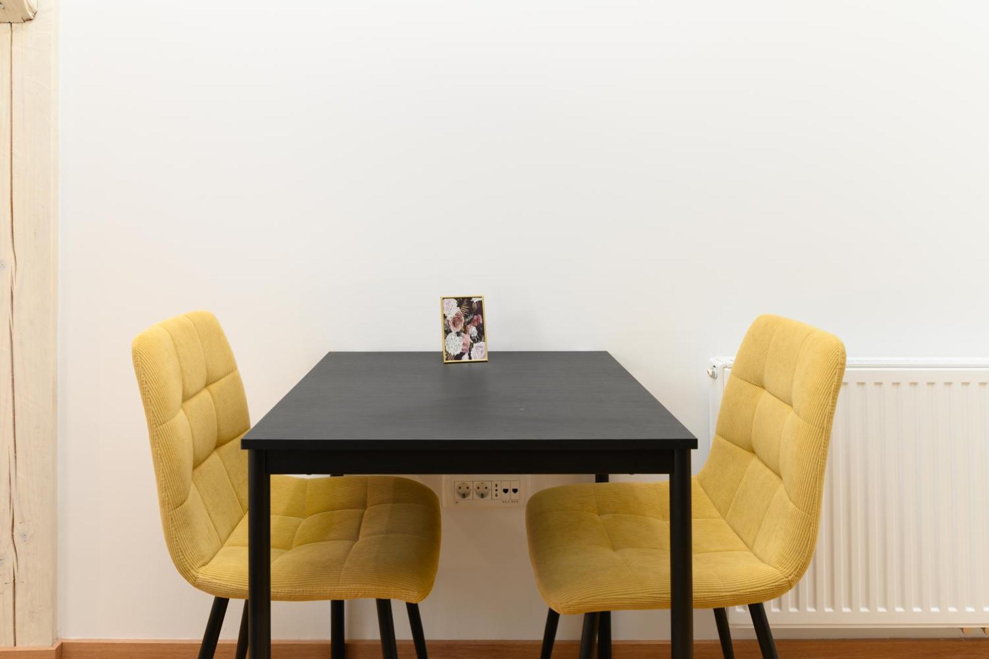 Lilija Apartments Trzin Екстериор снимка