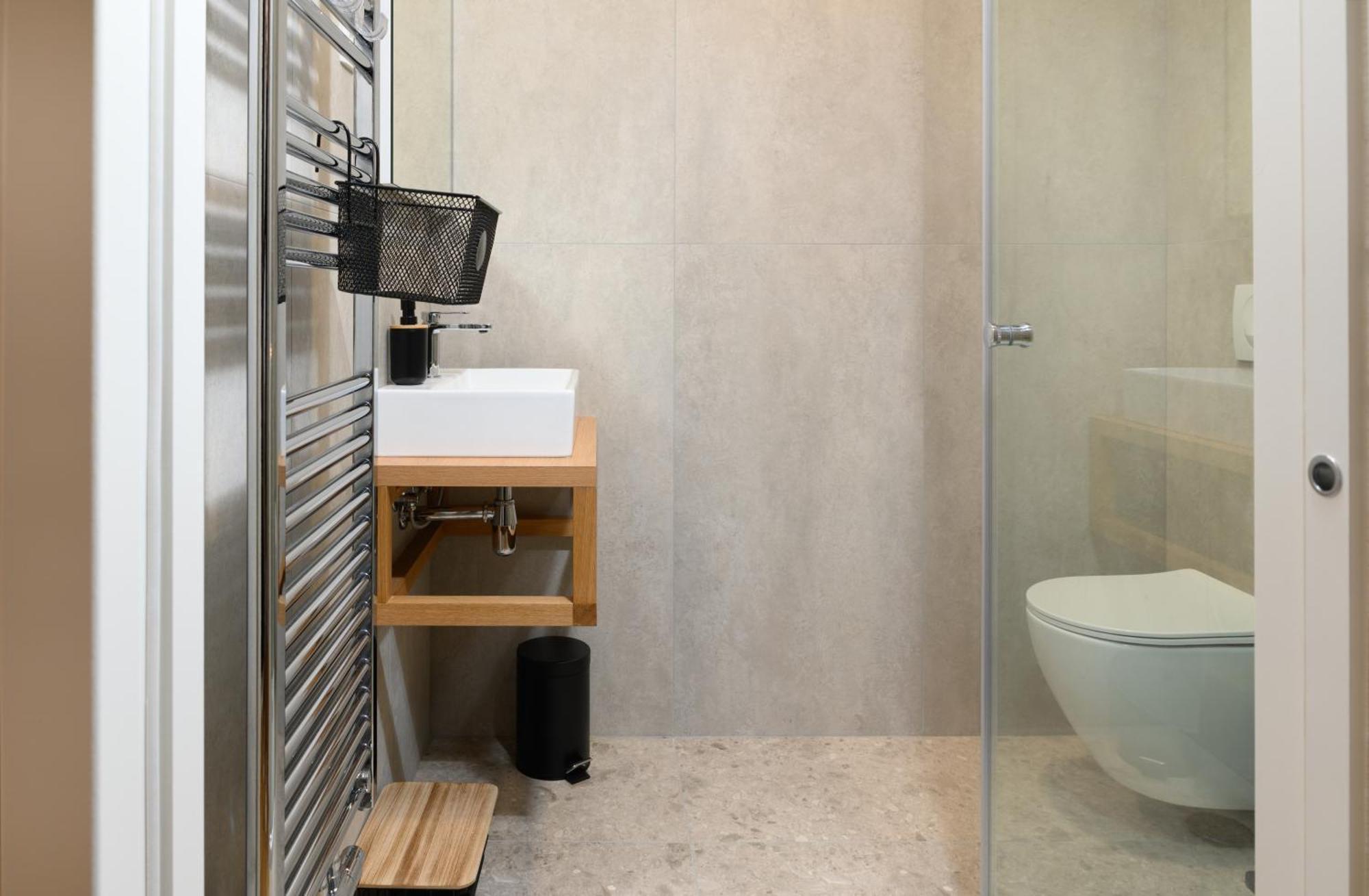 Lilija Apartments Trzin Екстериор снимка