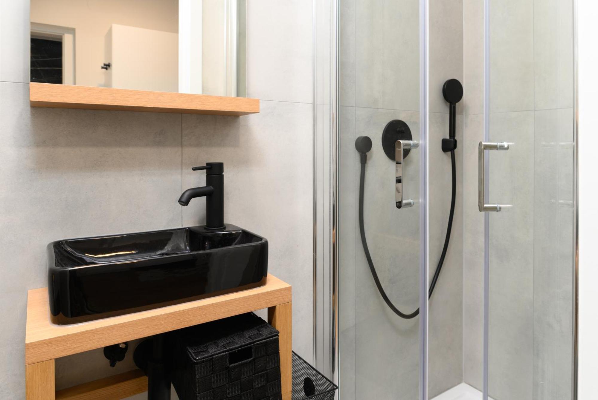 Lilija Apartments Trzin Екстериор снимка